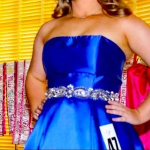 Macduggall full length ball gown royal blue